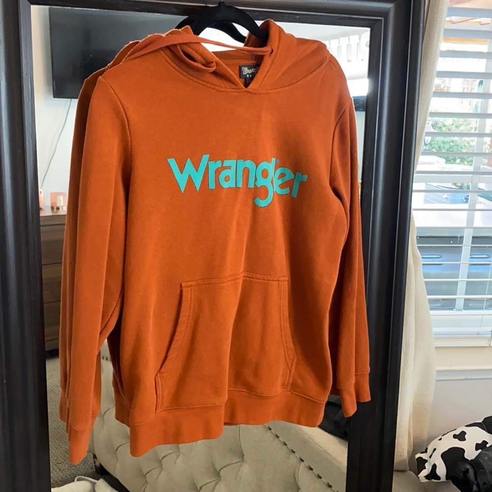 Wrangler hoodie 😍